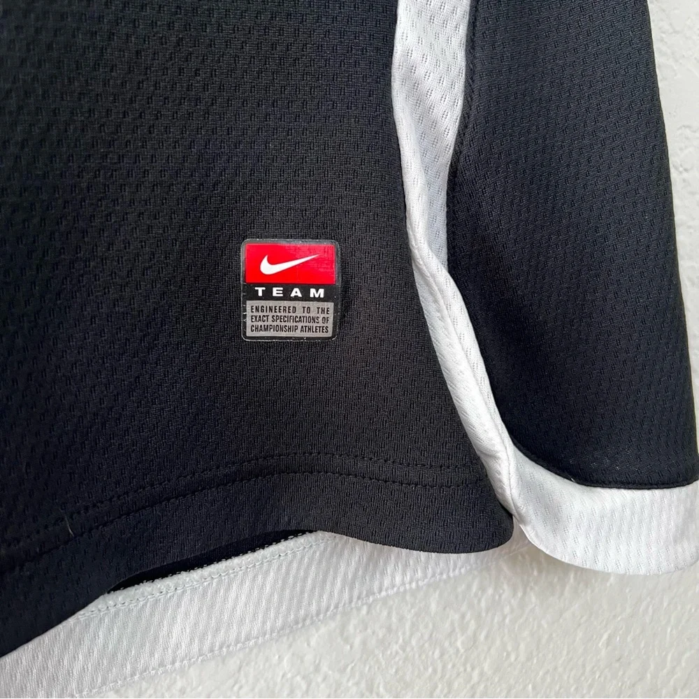 Nike Team Black Short Sleeve Softball Pullover V‎ Neck Shirt Women’s Size Large
